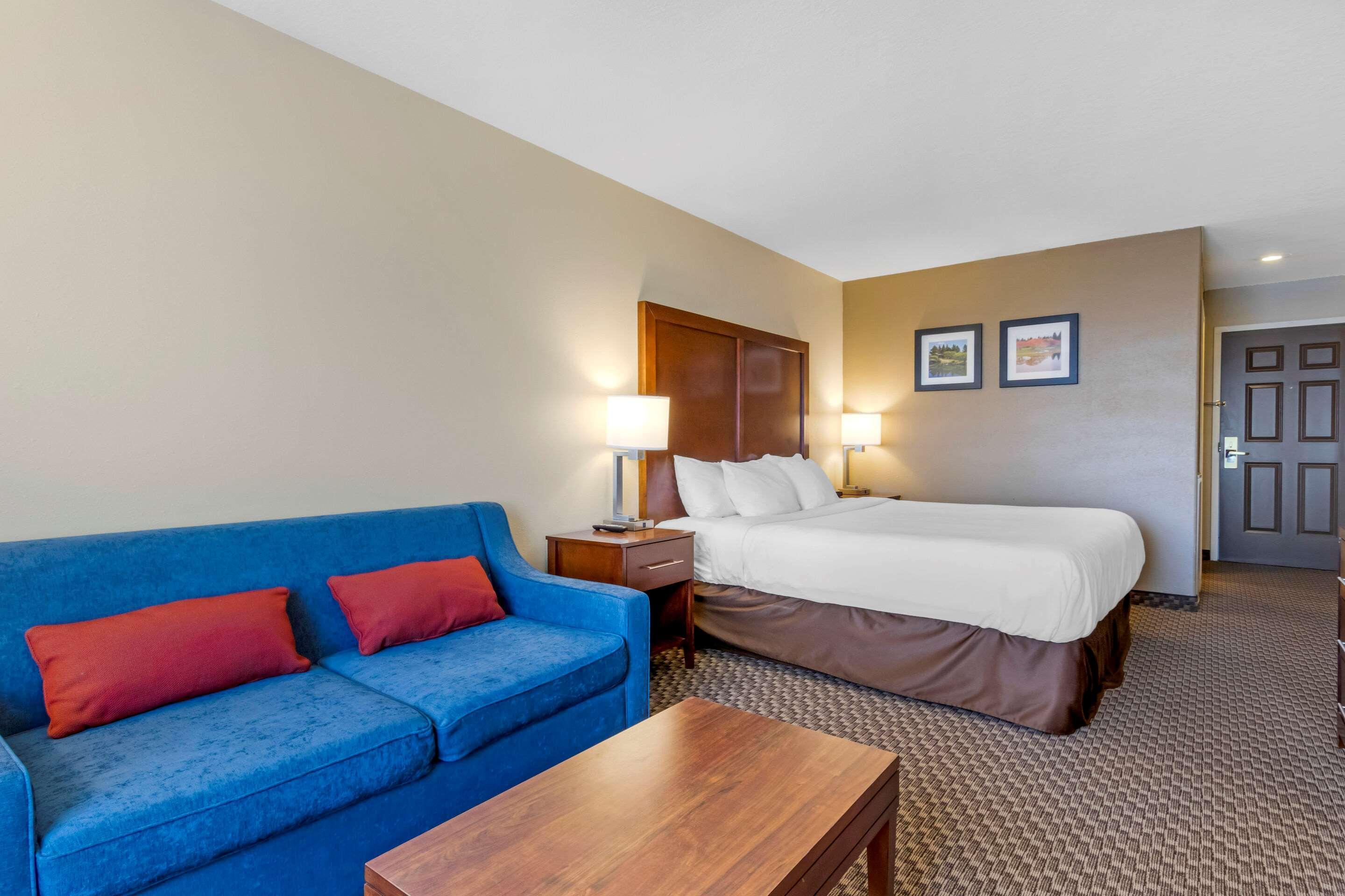 Comfort Inn Lethbridge Exterior foto