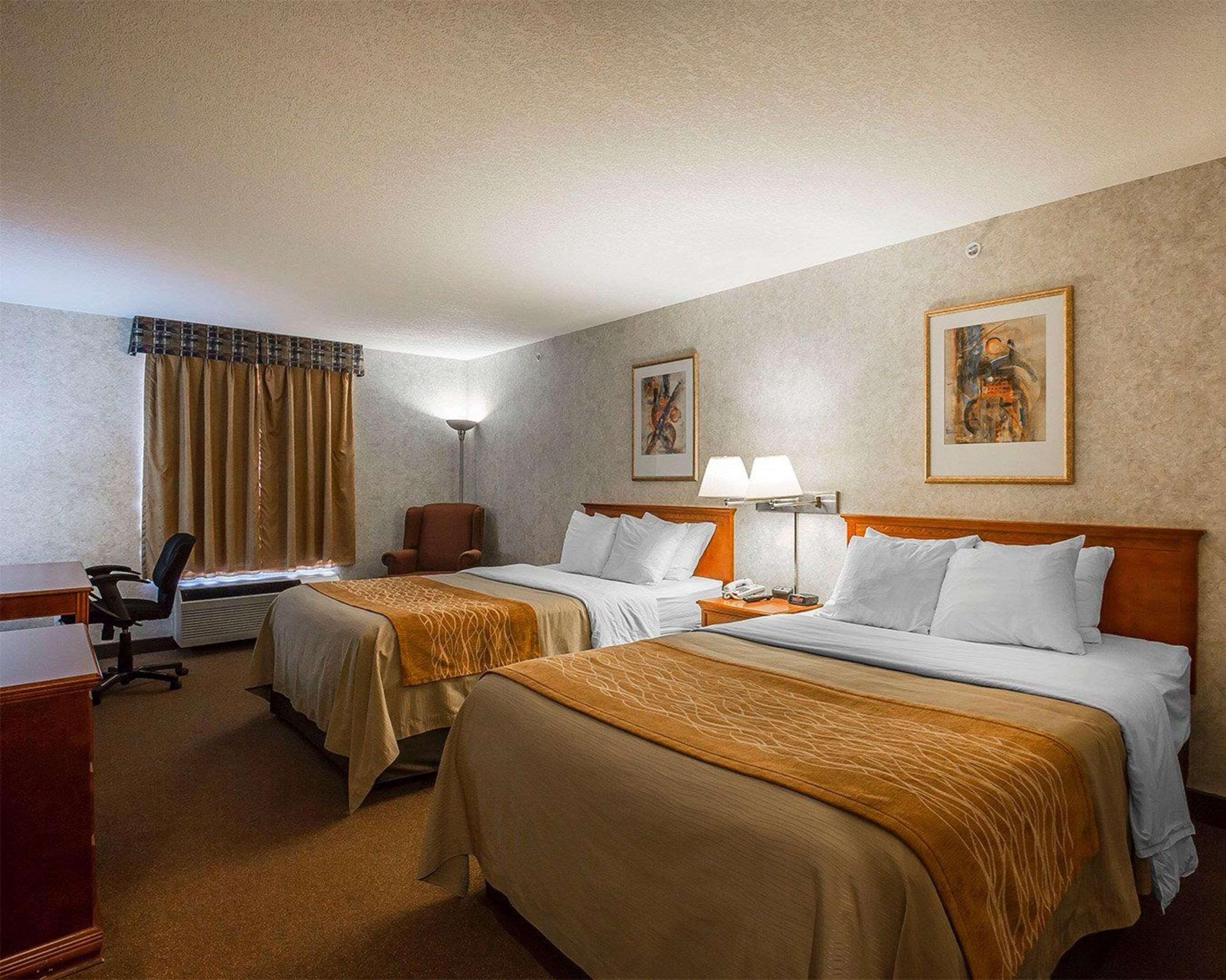 Comfort Inn Lethbridge Exterior foto
